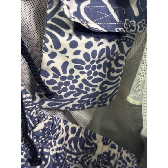 Vineyard vines men’s blue pattern swim shorts size medium - Picture 6 of 7